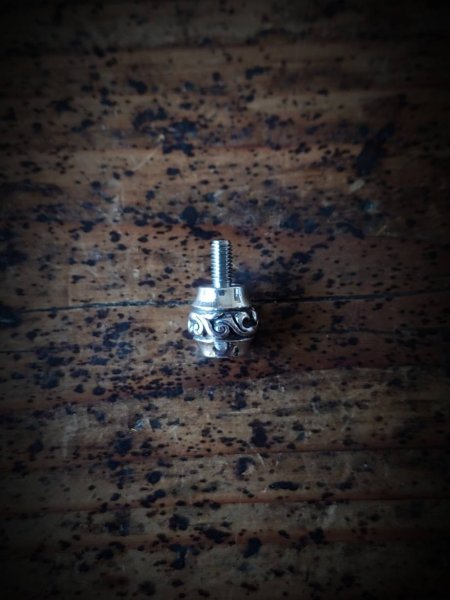 画像1: MOB FACTORY 唐草 Ｍ3スタンドオフ シルバー925製 (1)